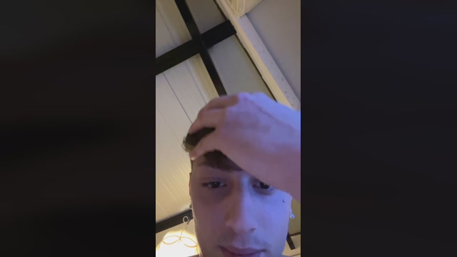 Angeluzzo01  25-03-2022